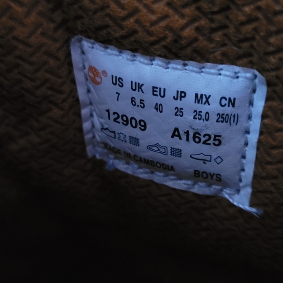 6" Timberland  Waterproof Boots in Wheat Nunuck Size 7 US - Picture 11 of 12